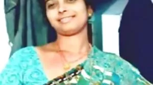 ஏசியன் எல்ஃப் டால் கிறிஸ்துமஸுக்குப் பிறகு கடுமையாகப் புணர்ந்தது