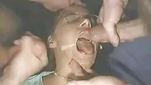 திருமதி பெலூசி ஒப்பந்தத்தை முத்திரையிடுகிறார் - POV இல்!
