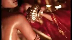 EroCom: ப்ளாண்ட் மில்ஃப் ஏப்ரல் பெய்ஸ்லி போர்ன்ஹெச்டியில் ஜெர்மன் முகவரிடமிருந்து பிக் அப்