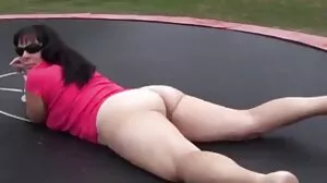 ஹார்ண்டாக் சித்தி MILF பீக்ட் & ஜிஸ்