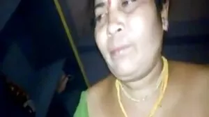 மெல்லிய ஹிப்ஸ்டர் பட் பிளக் 4 காக்கை மாற்ற விரும்புகிறார்