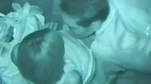 வெளிர் ஹேசல் க்ரேவ்ஸ் ஆண்குறி POV